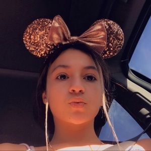 Meet your Posher, Emma